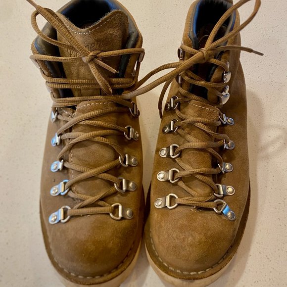 Danner Mountain Light - Olive Green Gore Tex Suede Leather Waterproof Boots